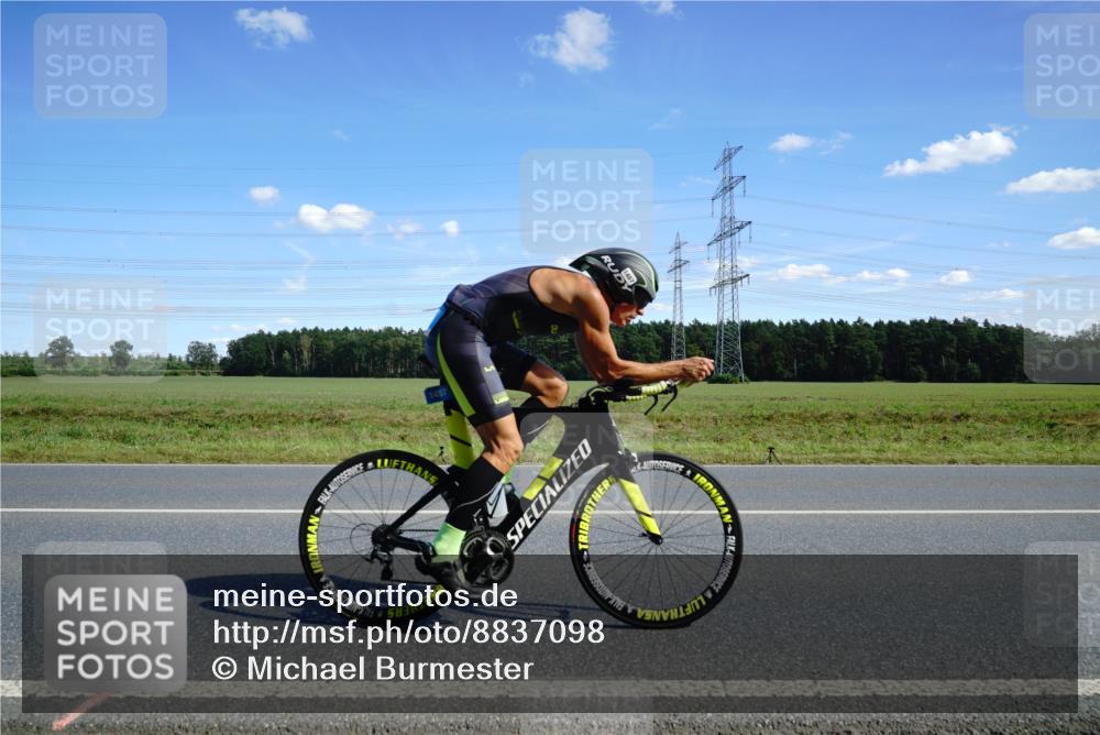 07.09.2025 - 19. Norderstedt Triathlon Michael Burmester http://msf.ph/oto/8837098 07.09.2025 14:08:35 Radfahren 1002, 1031, 1457 meine-sportfotos.de