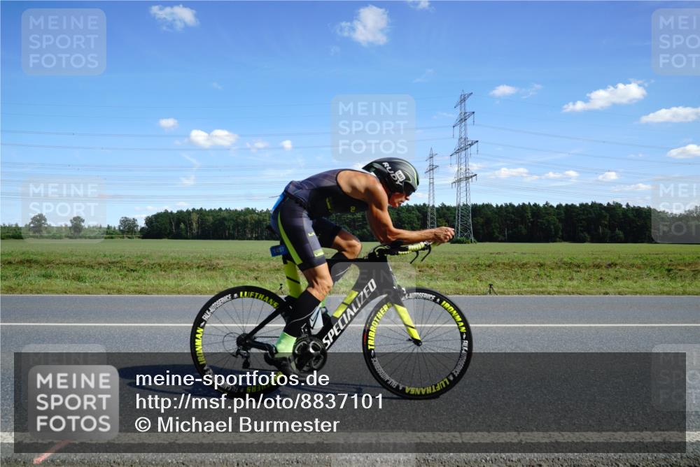 07.09.2025 - 19. Norderstedt Triathlon Michael Burmester http://msf.ph/oto/8837101 07.09.2025 14:08:35 Radfahren 1002, 1031, 1457 meine-sportfotos.de