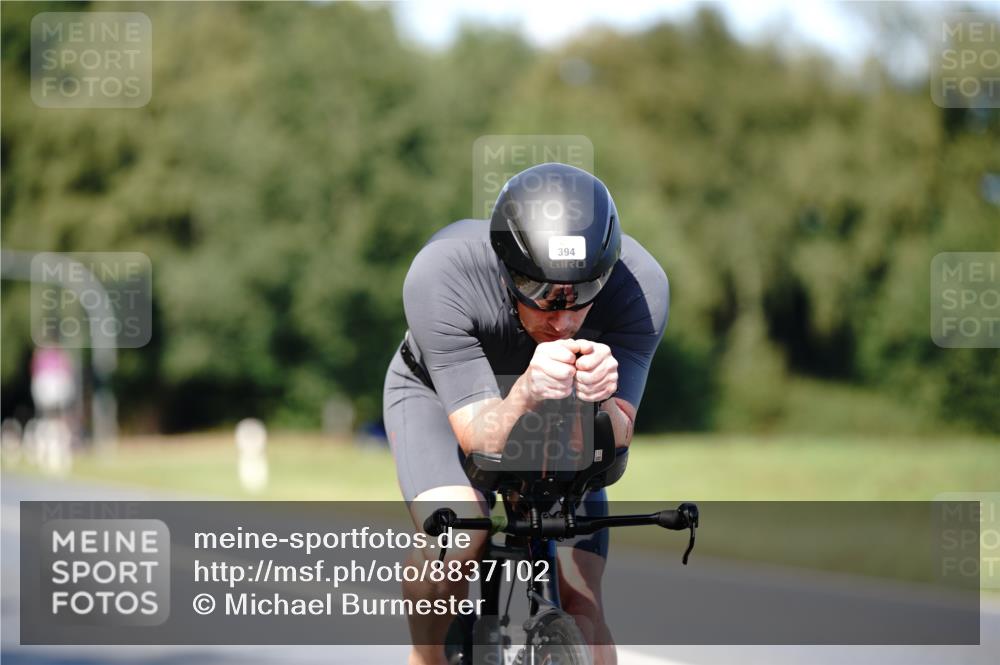 07.09.2025 - 19. Norderstedt Triathlon Michael Burmester http://msf.ph/oto/8837102 07.09.2025 14:13:23 Radfahren 394, 863, 965 meine-sportfotos.de