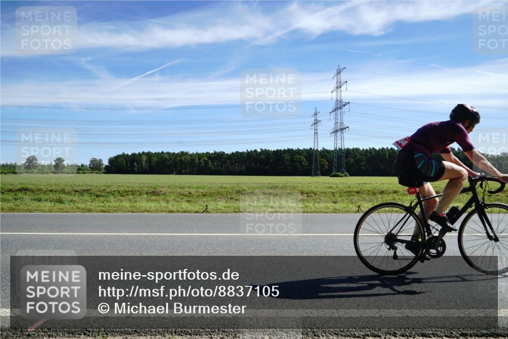 07.09.2025 - 19. Norderstedt Triathlon Michael Burmester http://msf.ph/oto/8837105 07.09.2025 12:02:21 Radfahren 258, 1364 meine-sportfotos.de