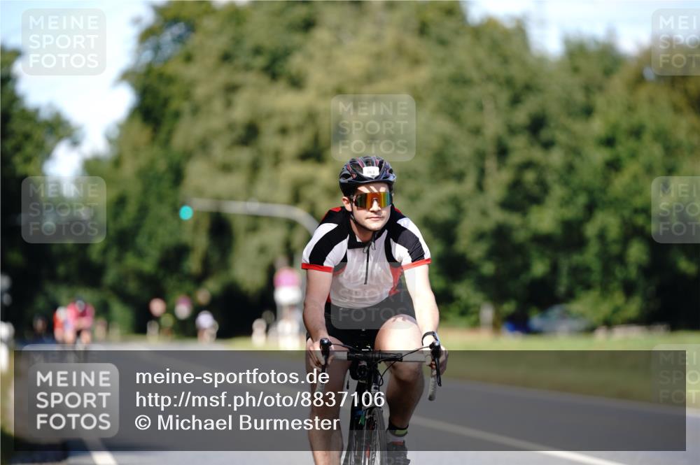 07.09.2025 - 19. Norderstedt Triathlon Michael Burmester http://msf.ph/oto/8837106 07.09.2025 14:13:25 Radfahren 394, 863 meine-sportfotos.de