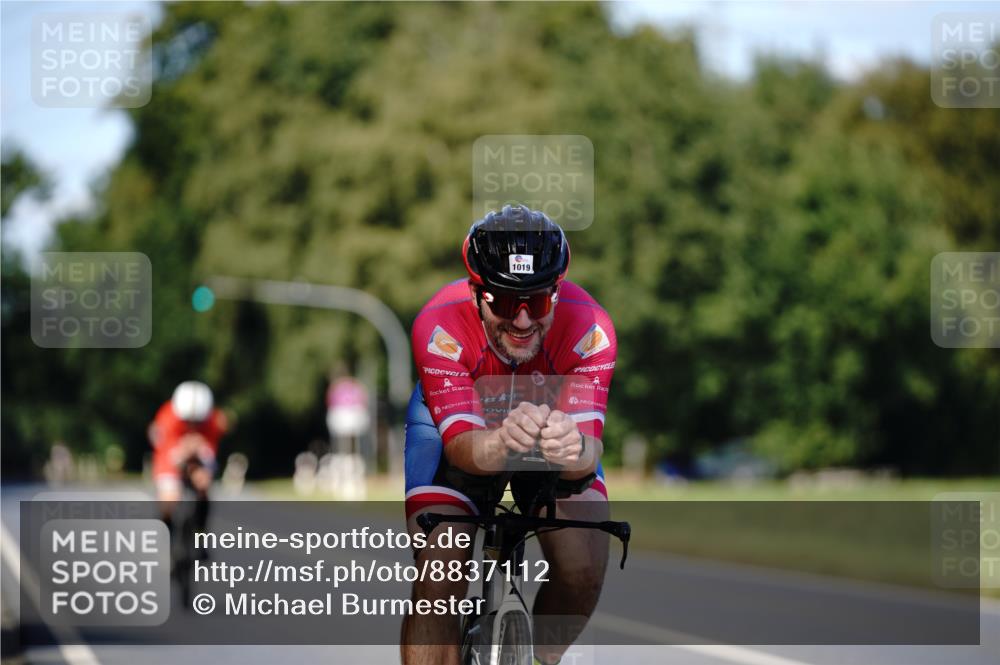 07.09.2025 - 19. Norderstedt Triathlon Michael Burmester http://msf.ph/oto/8837112 07.09.2025 14:13:31 Radfahren 974, 1019 meine-sportfotos.de