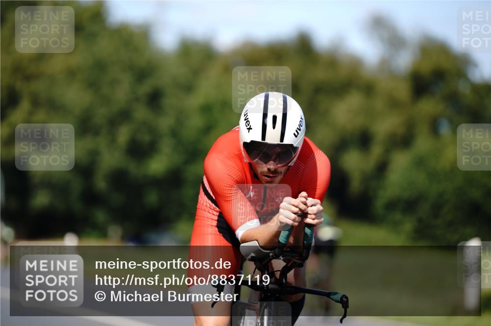 07.09.2025 - 19. Norderstedt Triathlon Michael Burmester http://msf.ph/oto/8837119 07.09.2025 14:13:33 Radfahren 974, 1019 meine-sportfotos.de