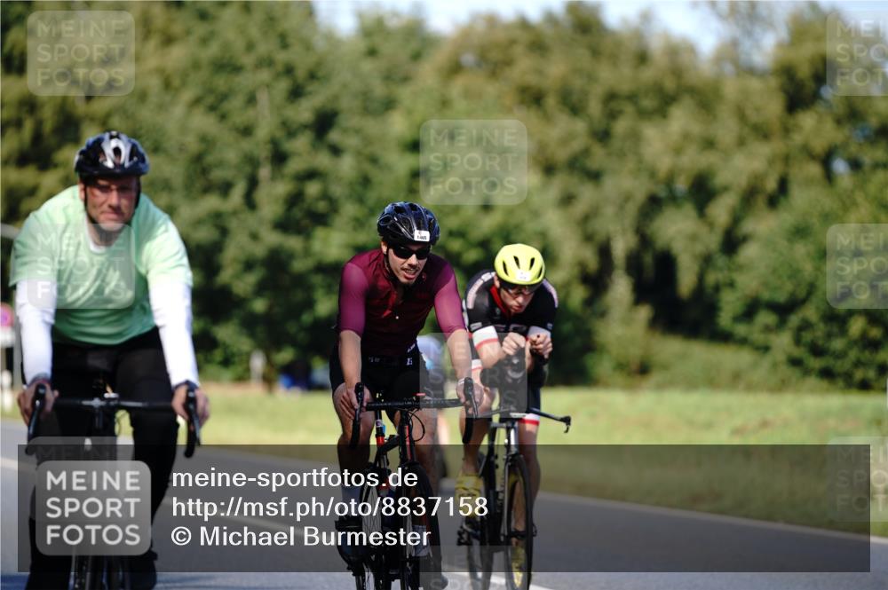 07.09.2025 - 19. Norderstedt Triathlon Michael Burmester http://msf.ph/oto/8837158 07.09.2025 14:13:58 Radfahren 905, 978, 1011, 1465, 1471 meine-sportfotos.de