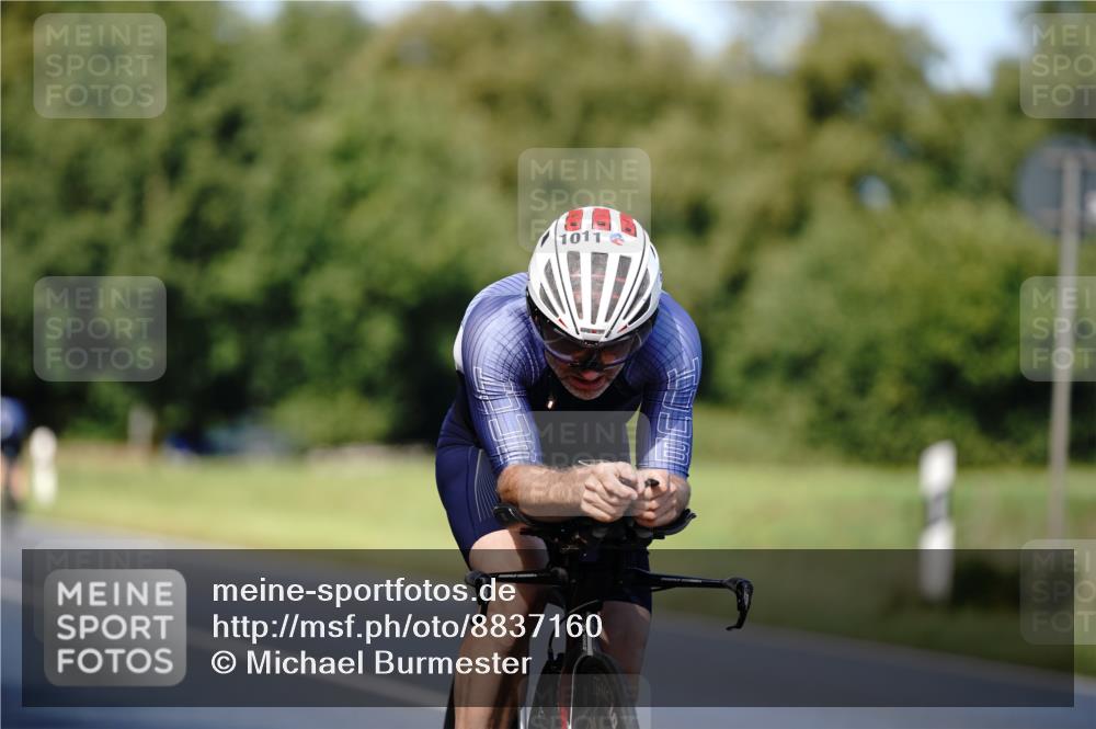 07.09.2025 - 19. Norderstedt Triathlon Michael Burmester http://msf.ph/oto/8837160 07.09.2025 14:14:00 Radfahren 905, 978, 1011, 1037, 1465 meine-sportfotos.de