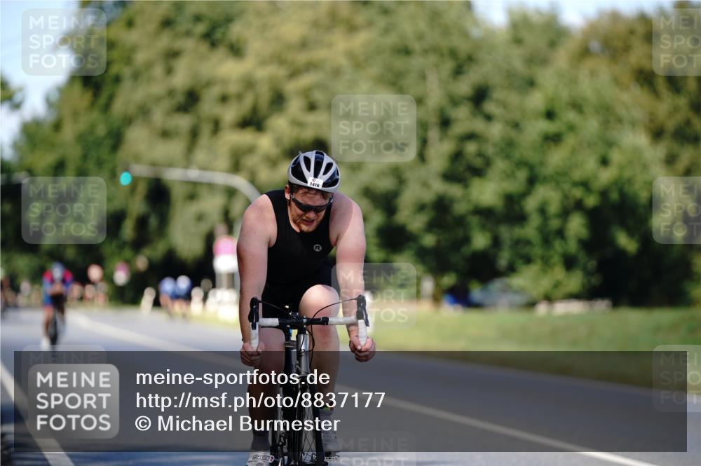 07.09.2025 - 19. Norderstedt Triathlon Michael Burmester http://msf.ph/oto/8837177 07.09.2025 14:14:04 Radfahren 1037, 1416 meine-sportfotos.de