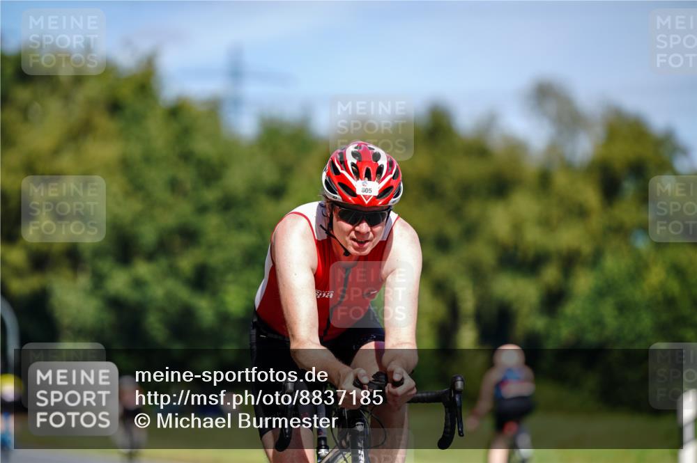 07.09.2025 - 19. Norderstedt Triathlon Michael Burmester http://msf.ph/oto/8837185 07.09.2025 12:52:28 Radfahren 179, 805 meine-sportfotos.de