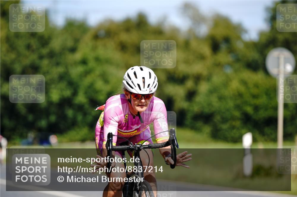 07.09.2025 - 19. Norderstedt Triathlon Michael Burmester http://msf.ph/oto/8837214 07.09.2025 12:52:49 Radfahren 235, 310 meine-sportfotos.de