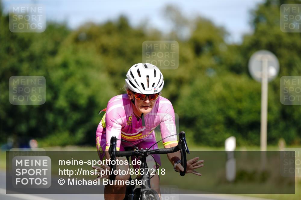 07.09.2025 - 19. Norderstedt Triathlon Michael Burmester http://msf.ph/oto/8837218 07.09.2025 12:52:49 Radfahren 235, 310 meine-sportfotos.de