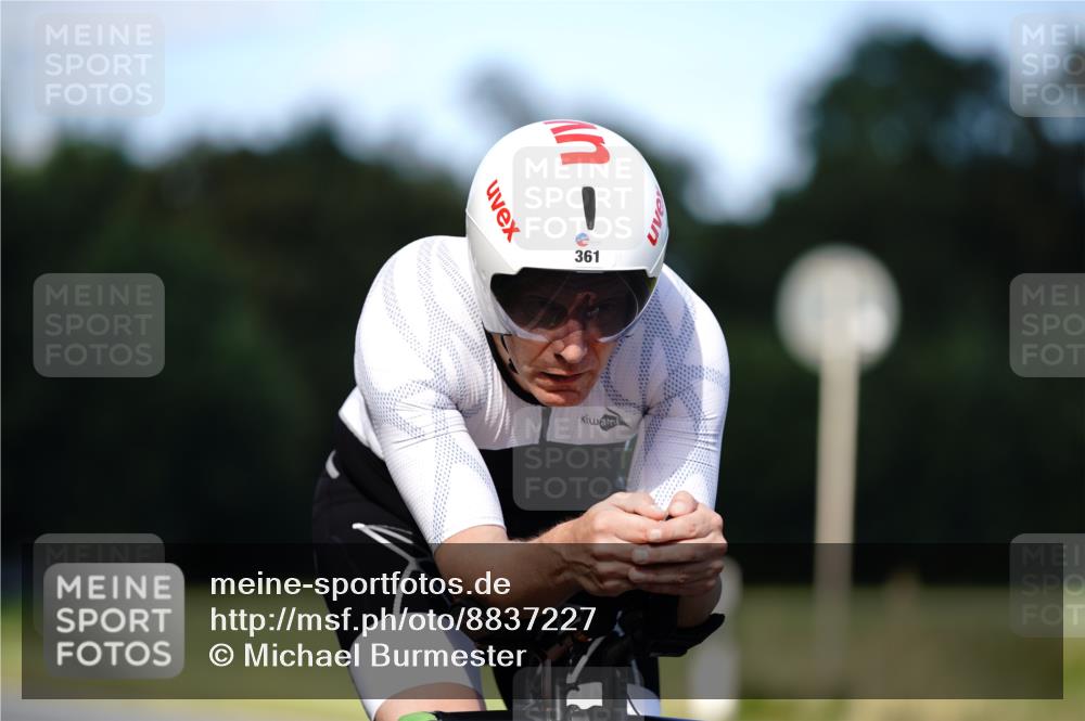 07.09.2025 - 19. Norderstedt Triathlon Michael Burmester http://msf.ph/oto/8837227 07.09.2025 14:14:27 Radfahren 361, 877 meine-sportfotos.de