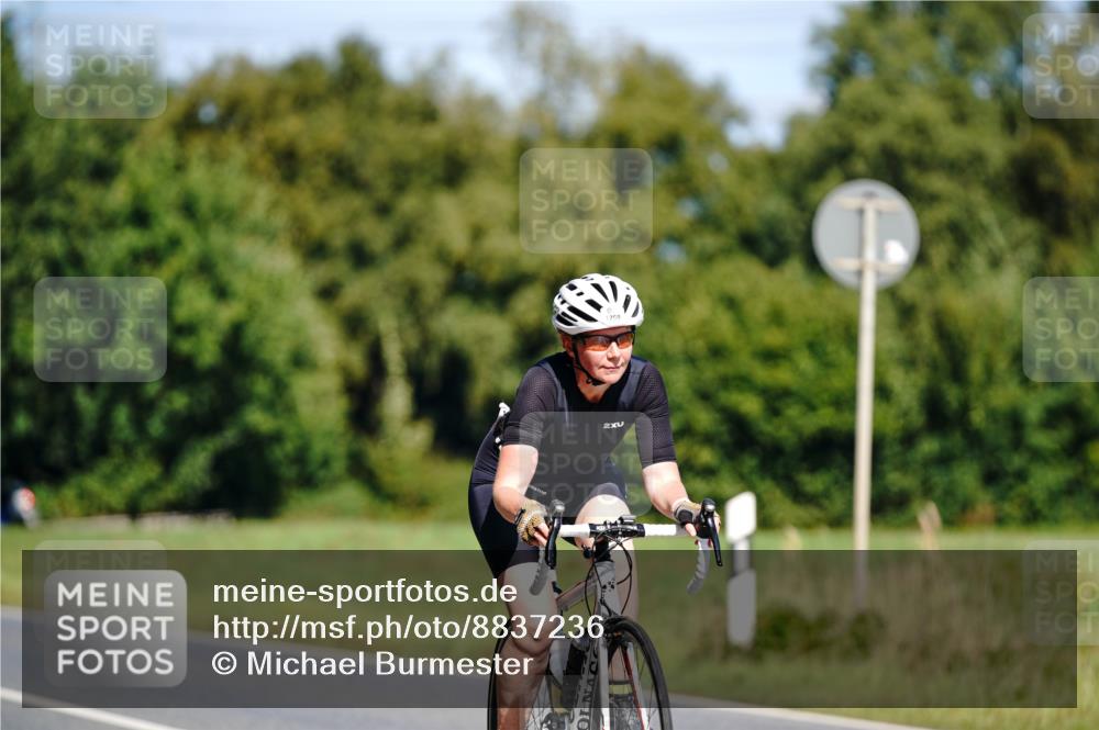 07.09.2025 - 19. Norderstedt Triathlon Michael Burmester http://msf.ph/oto/8837236 07.09.2025 12:52:54 Radfahren 1235, 1261, 1269 meine-sportfotos.de