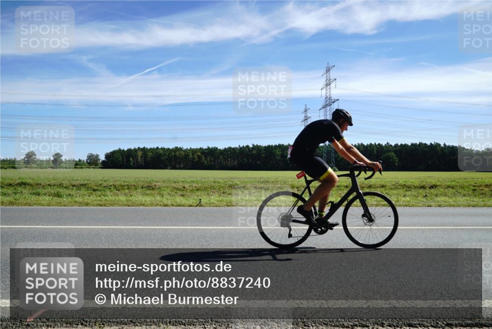 07.09.2025 - 19. Norderstedt Triathlon Michael Burmester http://msf.ph/oto/8837240 07.09.2025 12:02:32 Radfahren 776, 1223, 1386 meine-sportfotos.de