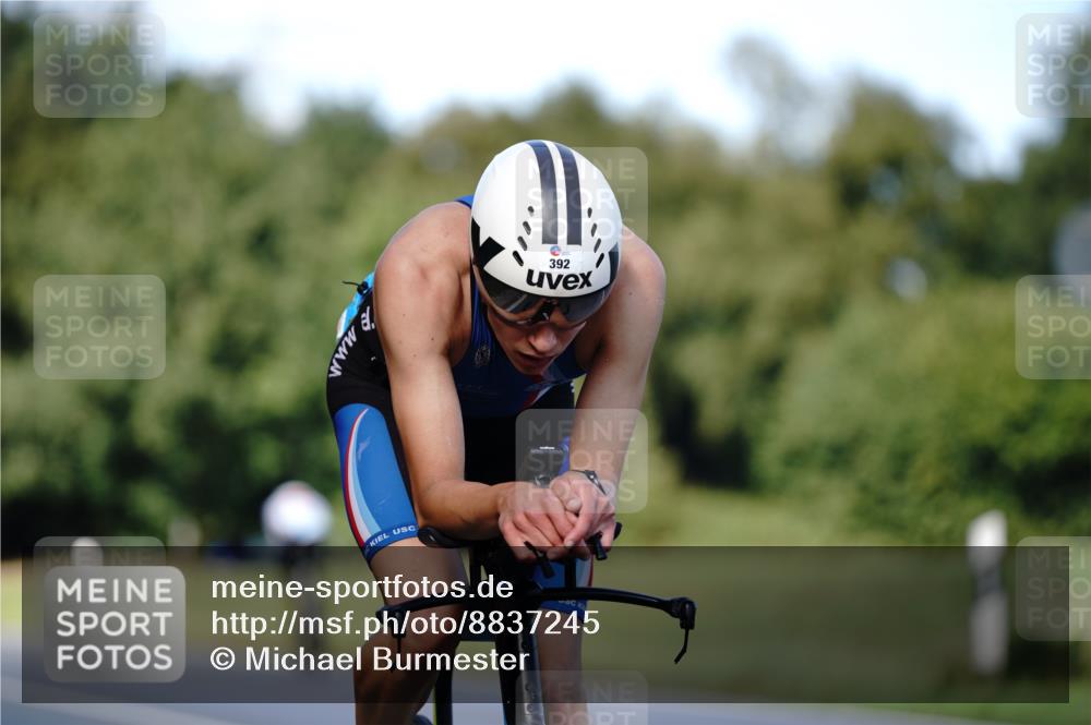 07.09.2025 - 19. Norderstedt Triathlon Michael Burmester http://msf.ph/oto/8837245 07.09.2025 14:14:41 Radfahren 392 meine-sportfotos.de