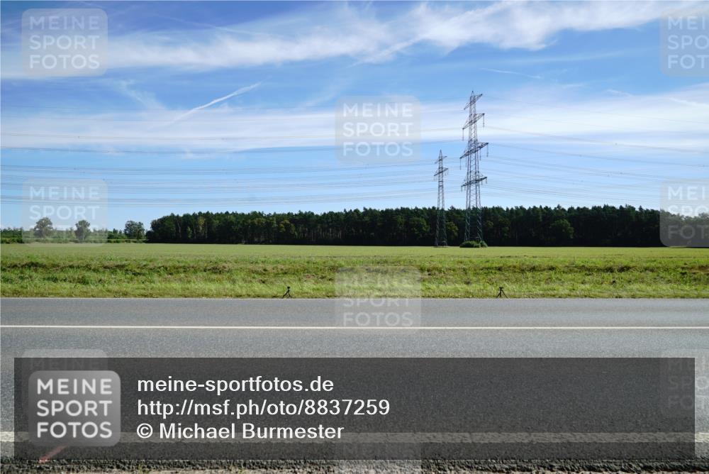 07.09.2025 - 19. Norderstedt Triathlon Michael Burmester http://msf.ph/oto/8837259 07.09.2025 12:02:37 Radfahren  meine-sportfotos.de
