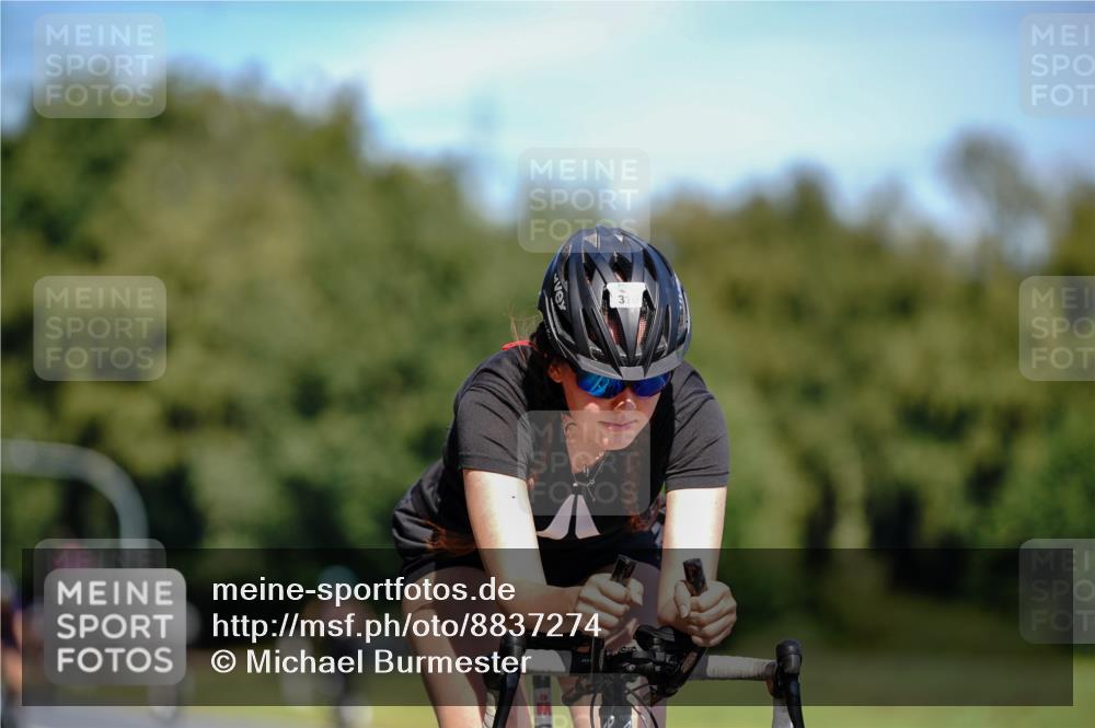 07.09.2025 - 19. Norderstedt Triathlon Michael Burmester http://msf.ph/oto/8837274 07.09.2025 12:53:22 Radfahren 319 meine-sportfotos.de