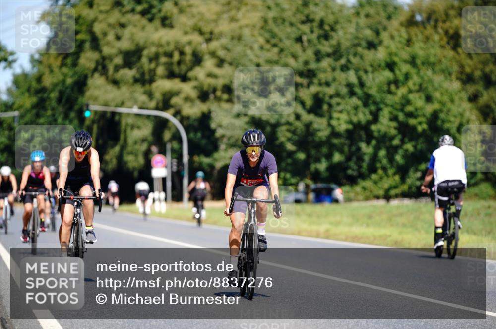 07.09.2025 - 19. Norderstedt Triathlon Michael Burmester http://msf.ph/oto/8837276 07.09.2025 12:53:25 Radfahren 224, 319, 1256 meine-sportfotos.de