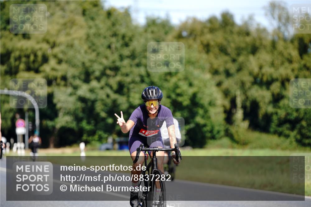 07.09.2025 - 19. Norderstedt Triathlon Michael Burmester http://msf.ph/oto/8837282 07.09.2025 12:53:25 Radfahren 224, 319, 1256 meine-sportfotos.de
