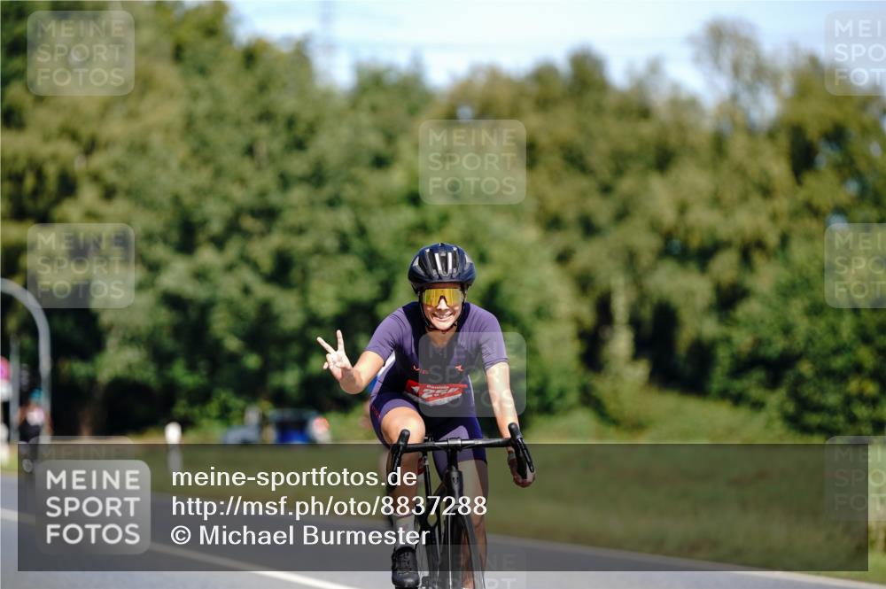 07.09.2025 - 19. Norderstedt Triathlon Michael Burmester http://msf.ph/oto/8837288 07.09.2025 12:53:26 Radfahren 224, 1256 meine-sportfotos.de