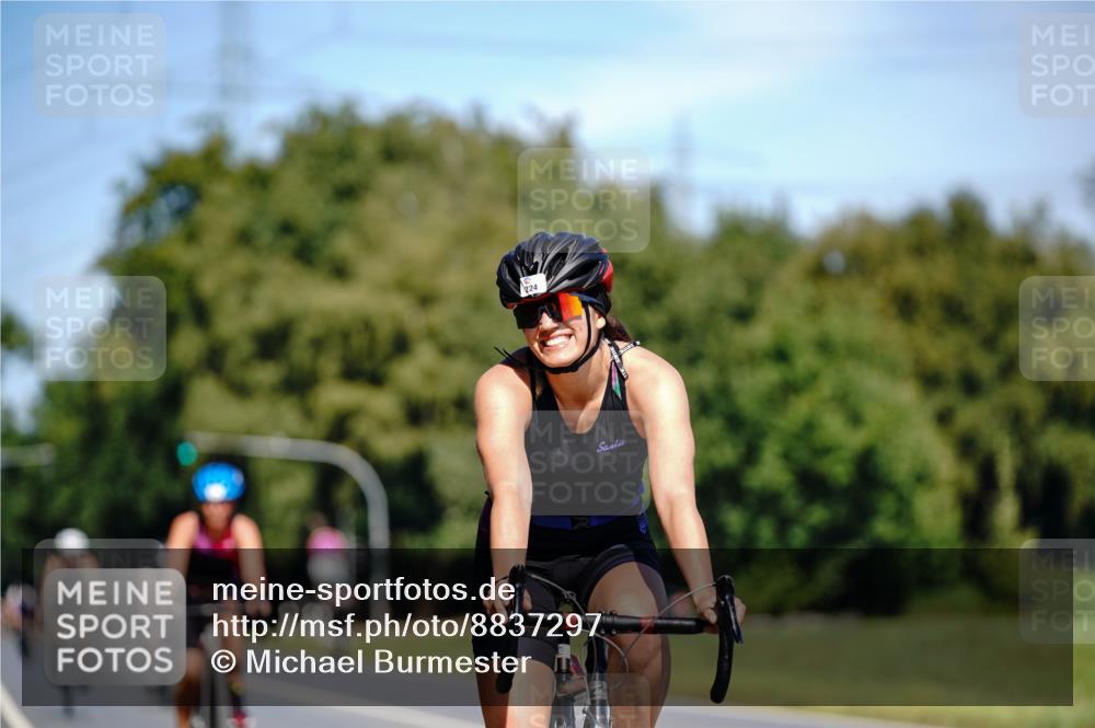 07.09.2025 - 19. Norderstedt Triathlon Michael Burmester http://msf.ph/oto/8837297 07.09.2025 12:53:27 Radfahren 224, 789, 1256 meine-sportfotos.de