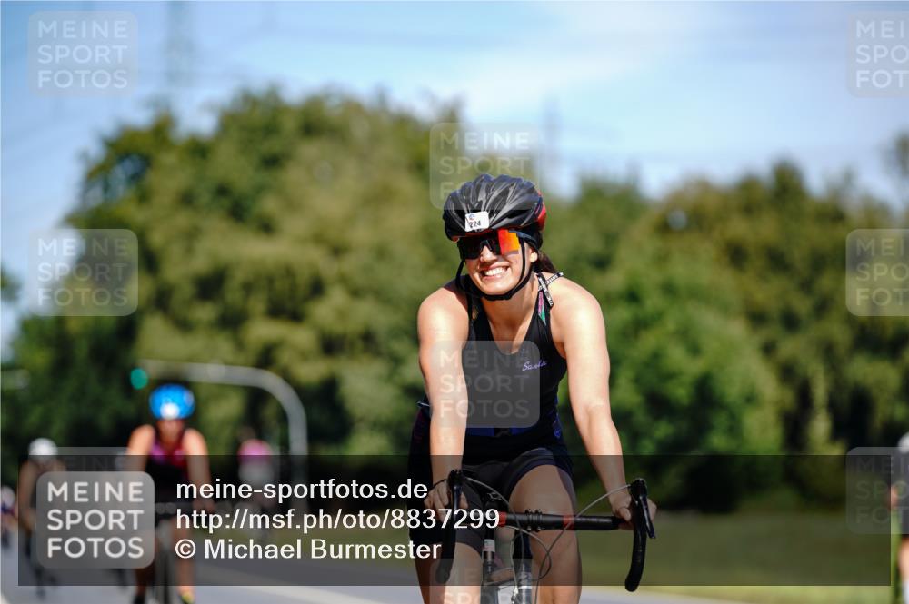 07.09.2025 - 19. Norderstedt Triathlon Michael Burmester http://msf.ph/oto/8837299 07.09.2025 12:53:27 Radfahren 224, 789, 1256 meine-sportfotos.de