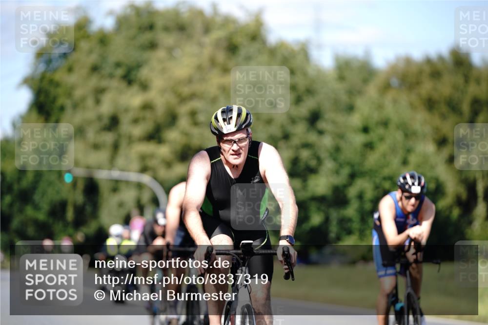 07.09.2025 - 19. Norderstedt Triathlon Michael Burmester http://msf.ph/oto/8837319 07.09.2025 14:16:21 Radfahren 391, 1042, 1408, 1459 meine-sportfotos.de