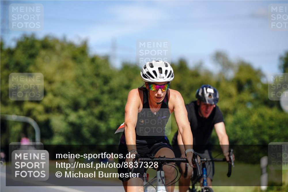 07.09.2025 - 19. Norderstedt Triathlon Michael Burmester http://msf.ph/oto/8837328 07.09.2025 12:53:33 Radfahren 358, 789, 1259 meine-sportfotos.de