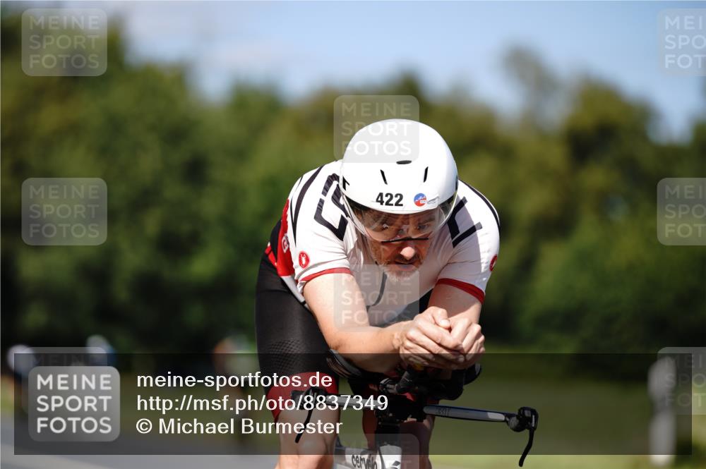 07.09.2025 - 19. Norderstedt Triathlon Michael Burmester http://msf.ph/oto/8837349 07.09.2025 14:16:34 Radfahren 422, 1462 meine-sportfotos.de
