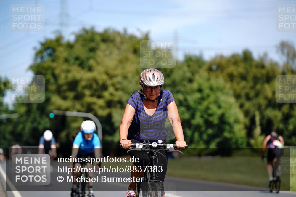07.09.2025 - 19. Norderstedt Triathlon Michael Burmester http://msf.ph/oto/8837383 07.09.2025 12:54:04 Radfahren 214, 264, 321, 349, 350 meine-sportfotos.de