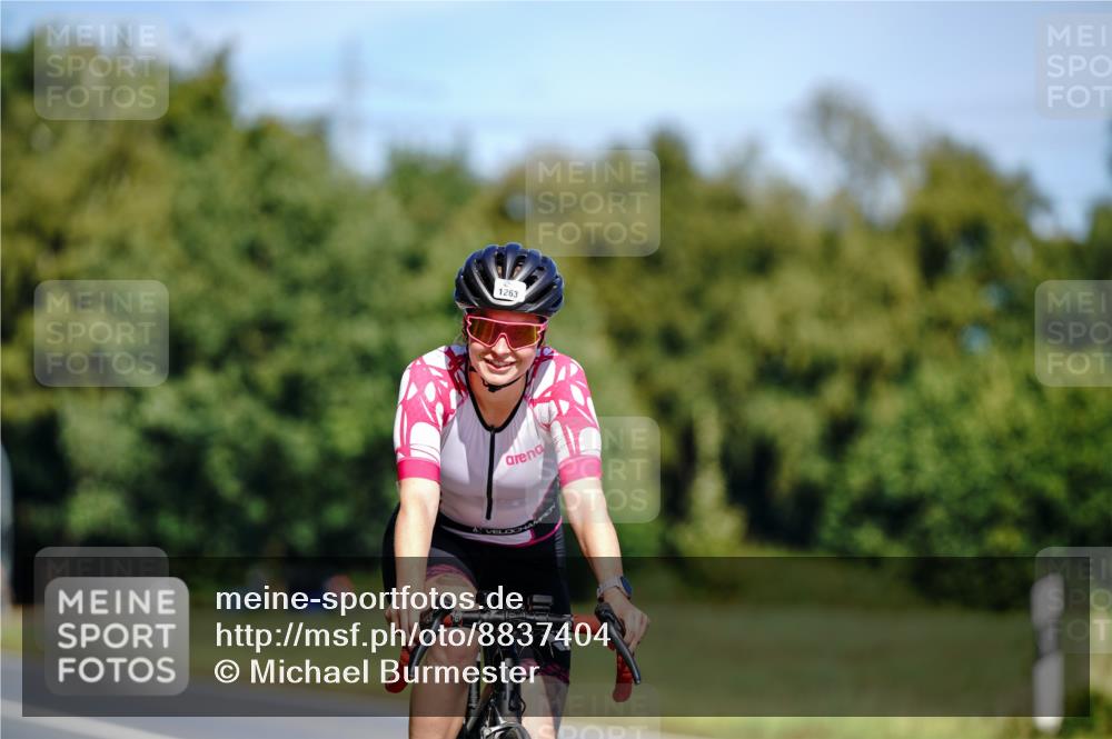 07.09.2025 - 19. Norderstedt Triathlon Michael Burmester http://msf.ph/oto/8837404 07.09.2025 12:54:12 Radfahren 1263 meine-sportfotos.de