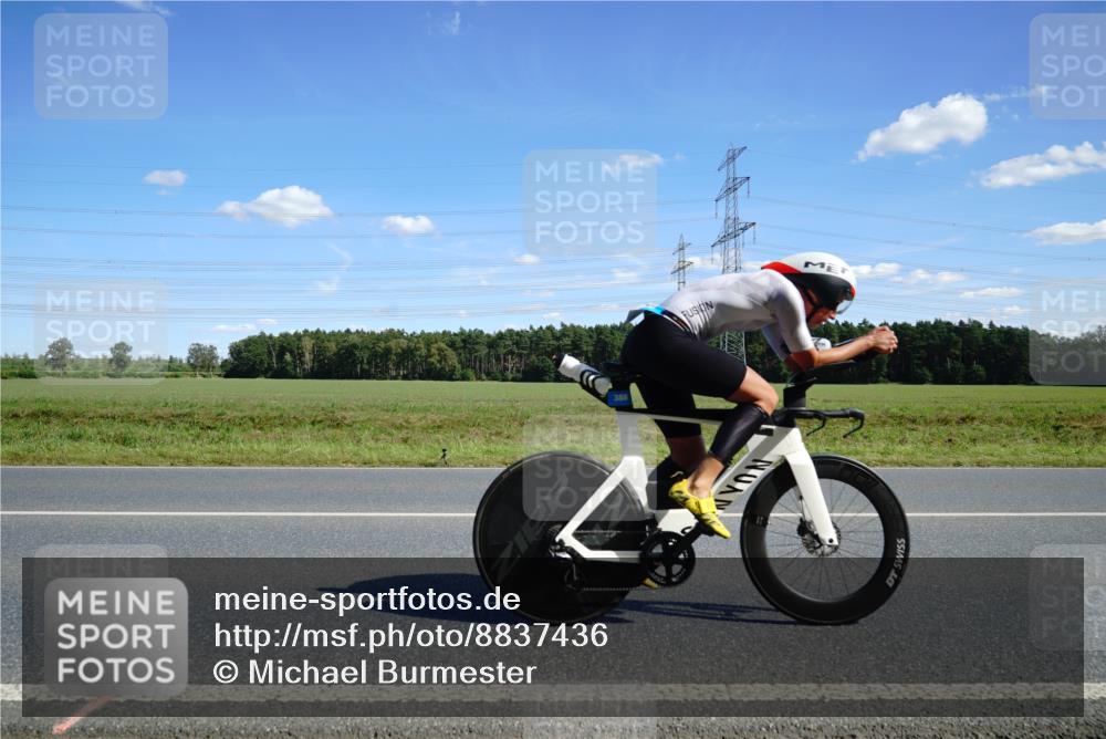 07.09.2025 - 19. Norderstedt Triathlon Michael Burmester http://msf.ph/oto/8837436 07.09.2025 14:10:25 Radfahren 388, 1016 meine-sportfotos.de