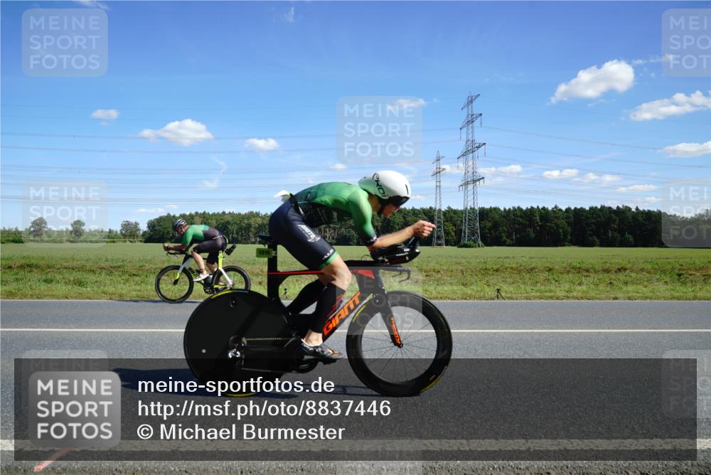 07.09.2025 - 19. Norderstedt Triathlon Michael Burmester http://msf.ph/oto/8837446 07.09.2025 14:10:27 Radfahren 388, 1016 meine-sportfotos.de
