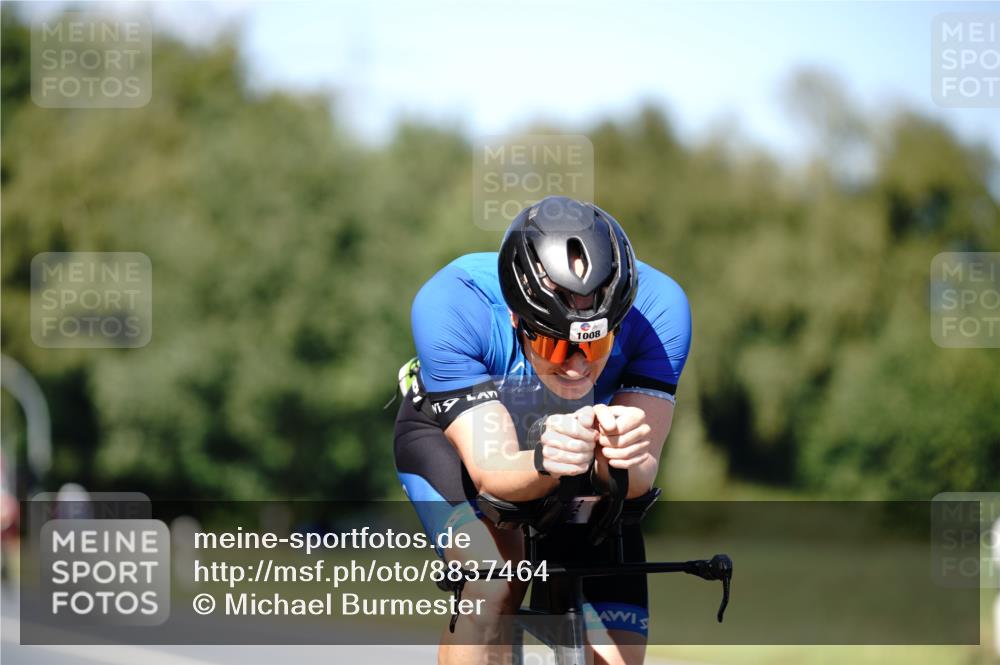 07.09.2025 - 19. Norderstedt Triathlon Michael Burmester http://msf.ph/oto/8837464 07.09.2025 14:17:46 Radfahren 1008 meine-sportfotos.de
