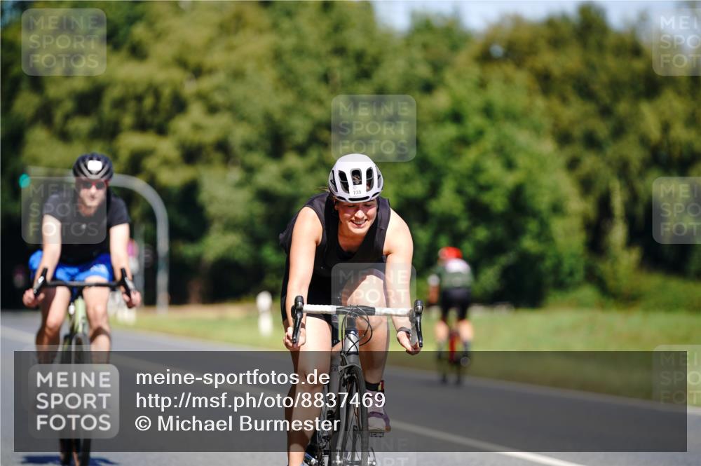 07.09.2025 - 19. Norderstedt Triathlon Michael Burmester http://msf.ph/oto/8837469 07.09.2025 12:55:05 Radfahren 341, 735, 752 meine-sportfotos.de