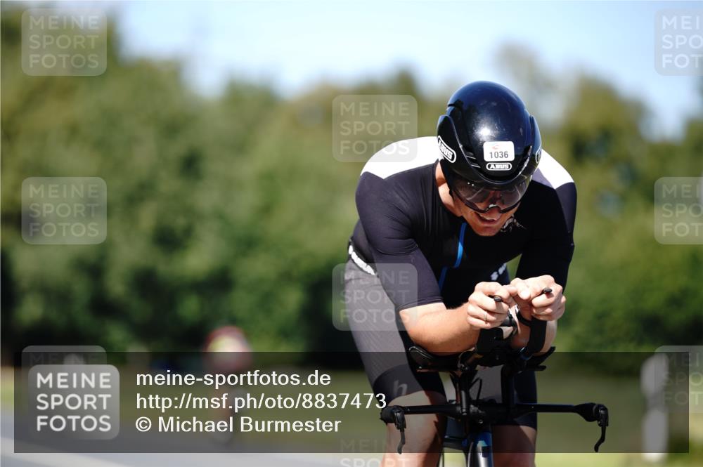 07.09.2025 - 19. Norderstedt Triathlon Michael Burmester http://msf.ph/oto/8837473 07.09.2025 14:17:51 Radfahren 395, 1036 meine-sportfotos.de