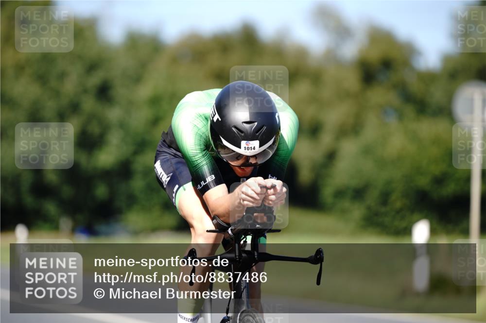 07.09.2025 - 19. Norderstedt Triathlon Michael Burmester http://msf.ph/oto/8837486 07.09.2025 14:17:55 Radfahren 395, 1014 meine-sportfotos.de