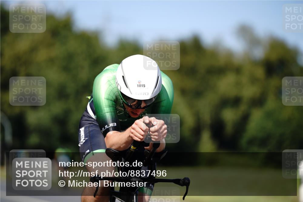 07.09.2025 - 19. Norderstedt Triathlon Michael Burmester http://msf.ph/oto/8837496 07.09.2025 14:18:12 Radfahren 1006, 1015 meine-sportfotos.de