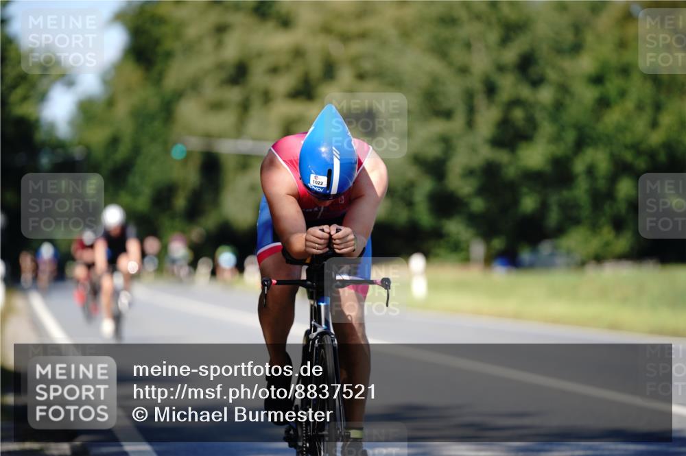 07.09.2025 - 19. Norderstedt Triathlon Michael Burmester http://msf.ph/oto/8837521 07.09.2025 14:18:20 Radfahren 971, 1022 meine-sportfotos.de