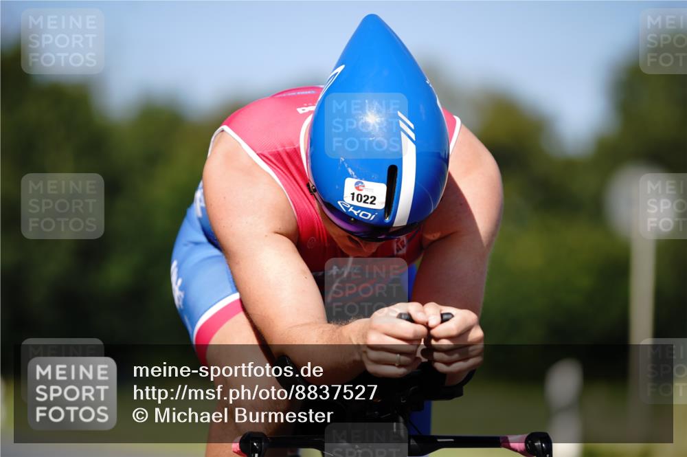 07.09.2025 - 19. Norderstedt Triathlon Michael Burmester http://msf.ph/oto/8837527 07.09.2025 14:18:21 Radfahren 411, 971, 1022 meine-sportfotos.de