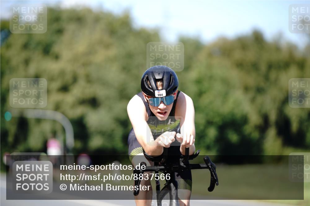 07.09.2025 - 19. Norderstedt Triathlon Michael Burmester http://msf.ph/oto/8837566 07.09.2025 14:18:34 Radfahren 994 meine-sportfotos.de