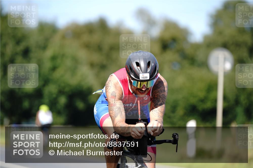 07.09.2025 - 19. Norderstedt Triathlon Michael Burmester http://msf.ph/oto/8837591 07.09.2025 14:18:54 Radfahren 984, 1020 meine-sportfotos.de