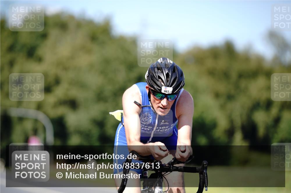 07.09.2025 - 19. Norderstedt Triathlon Michael Burmester http://msf.ph/oto/8837613 07.09.2025 14:19:00 Radfahren 967, 984 meine-sportfotos.de
