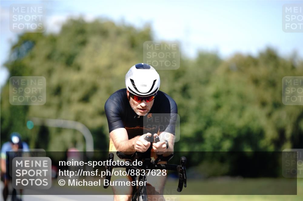 07.09.2025 - 19. Norderstedt Triathlon Michael Burmester http://msf.ph/oto/8837628 07.09.2025 14:19:12 Radfahren 382, 1000 meine-sportfotos.de