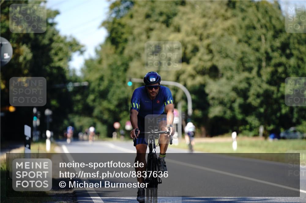 07.09.2025 - 19. Norderstedt Triathlon Michael Burmester http://msf.ph/oto/8837636 07.09.2025 14:19:13 Radfahren 382, 1000 meine-sportfotos.de