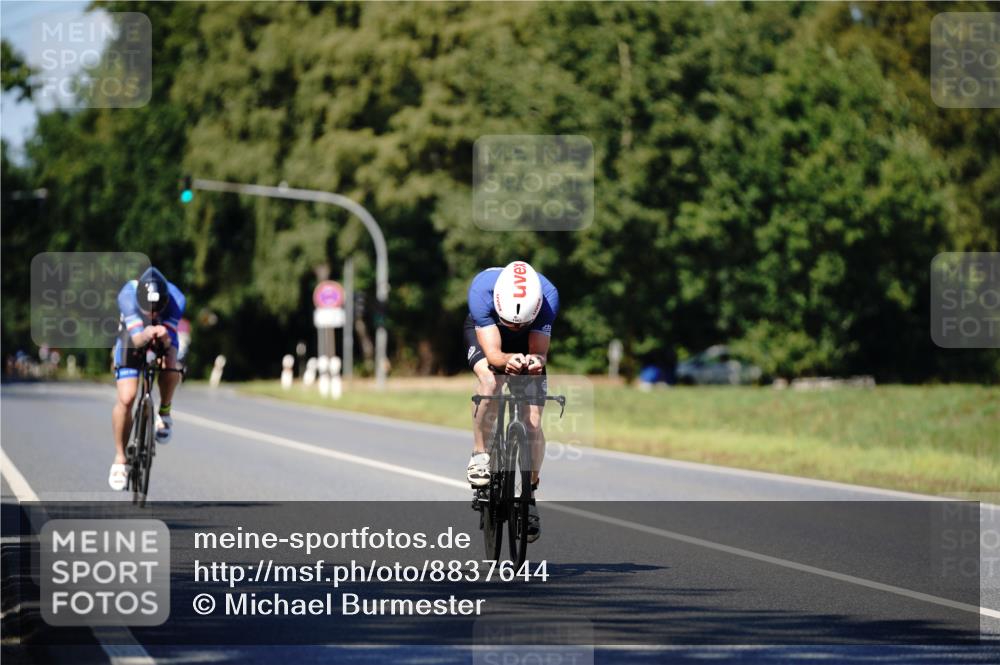 07.09.2025 - 19. Norderstedt Triathlon Michael Burmester http://msf.ph/oto/8837644 07.09.2025 14:19:24 Radfahren 1038, 1467 meine-sportfotos.de
