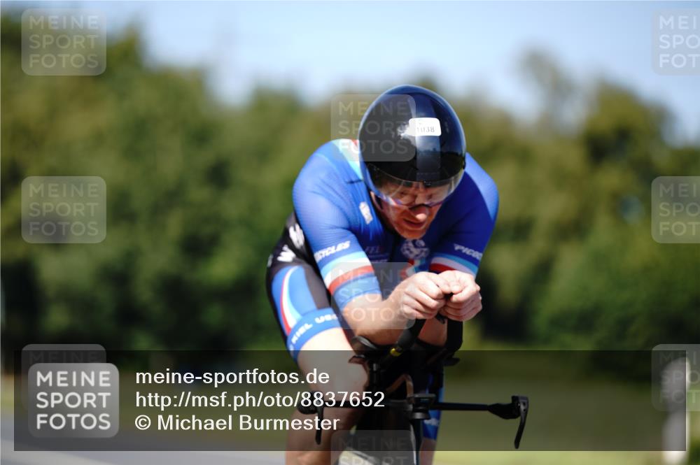 07.09.2025 - 19. Norderstedt Triathlon Michael Burmester http://msf.ph/oto/8837652 07.09.2025 14:19:26 Radfahren 1038, 1467 meine-sportfotos.de