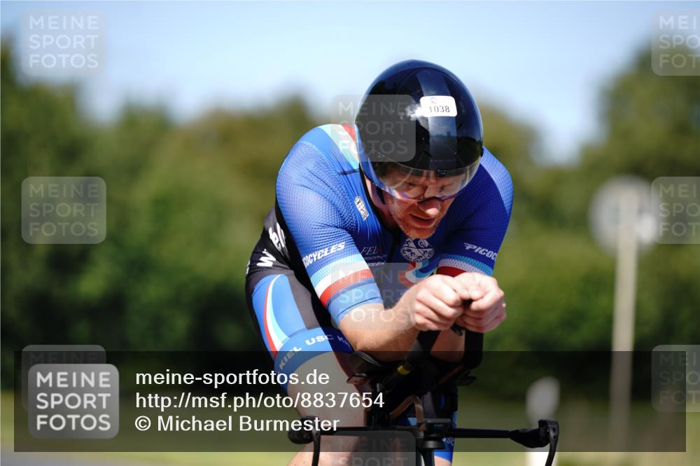 07.09.2025 - 19. Norderstedt Triathlon Michael Burmester http://msf.ph/oto/8837654 07.09.2025 14:19:26 Radfahren 1038, 1467 meine-sportfotos.de