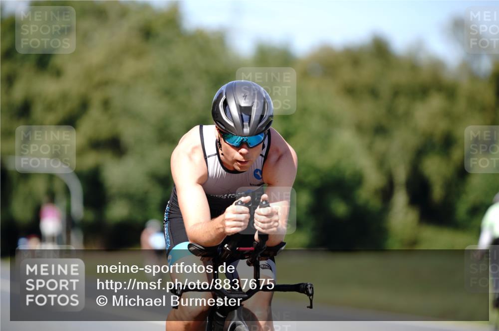 07.09.2025 - 19. Norderstedt Triathlon Michael Burmester http://msf.ph/oto/8837675 07.09.2025 14:19:41 Radfahren 959, 960, 961, 990, 992 meine-sportfotos.de