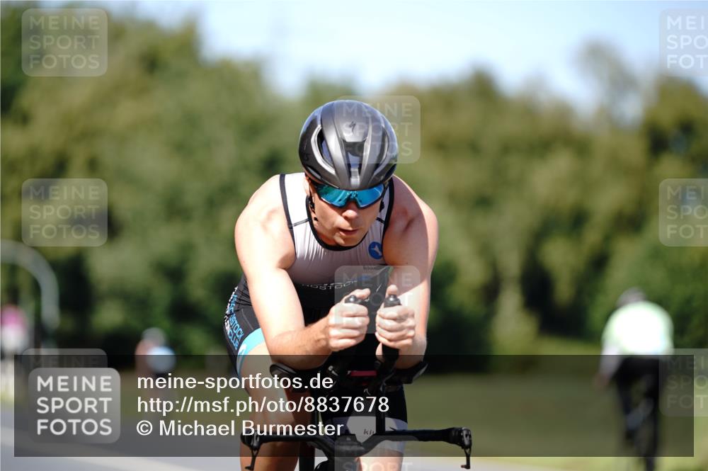 07.09.2025 - 19. Norderstedt Triathlon Michael Burmester http://msf.ph/oto/8837678 07.09.2025 14:19:41 Radfahren 959, 960, 961, 990, 992 meine-sportfotos.de