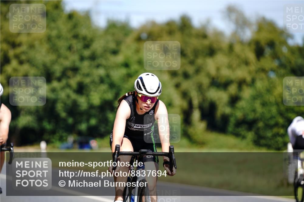07.09.2025 - 19. Norderstedt Triathlon Michael Burmester http://msf.ph/oto/8837694 07.09.2025 12:56:00 Radfahren 177, 707, 1391 meine-sportfotos.de