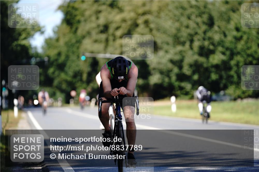 07.09.2025 - 19. Norderstedt Triathlon Michael Burmester http://msf.ph/oto/8837789 07.09.2025 14:21:40 Radfahren 417, 999, 1003 meine-sportfotos.de